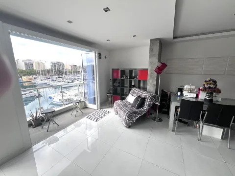 2 bed Apartment For Rent in Ta' Xbiex, Ta' Xbiex - thumb 4