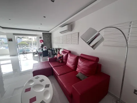 2 bed Apartment For Rent in Ta' Xbiex, Ta' Xbiex - thumb 5