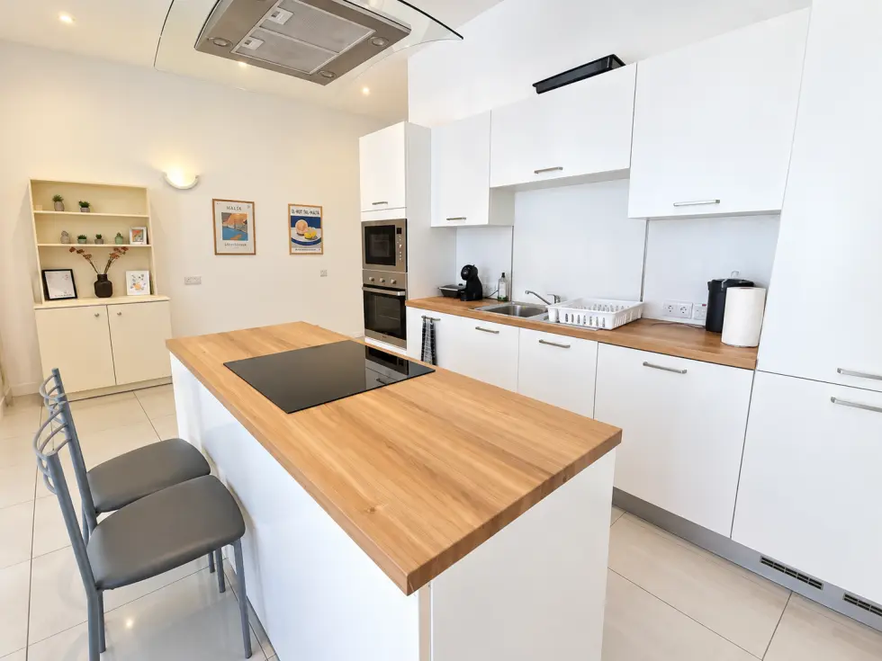 2 bed Apartment For Rent in St Julian's, St Julian's - thumb 4