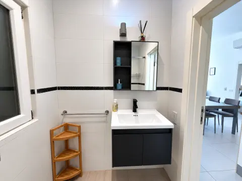 2 bed Apartment For Rent in St Julian's, St Julian's - thumb 7