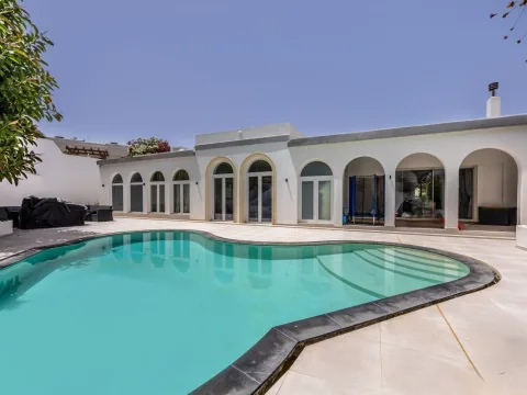 6 bed Villa For Sale in Mellieha, Mellieha - thumb 2