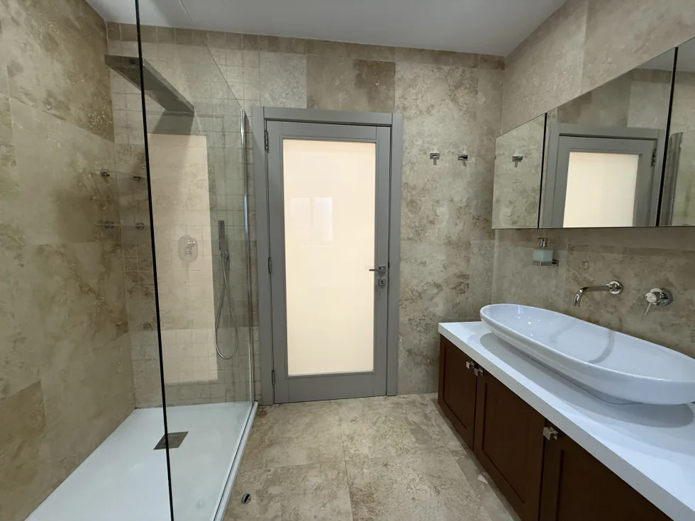 3 bed Apartment For Rent in Ibragg, Ibragg - thumb 11