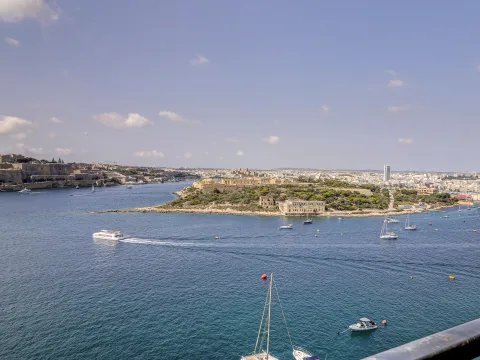 3 bed Apartment For Rent in Sliema, Sliema - thumb 1