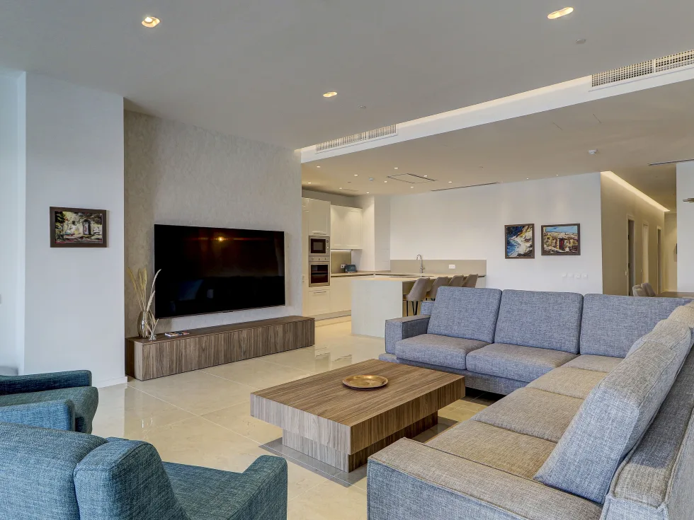 3 bed Apartment For Rent in Sliema, Sliema - thumb 3