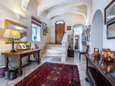 5 bed Farmhouse For Sale in Burmarrad, Burmarrad - thumb 3