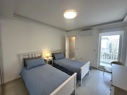 3 bed Apartment For Rent in Sliema, Sliema - thumb 7