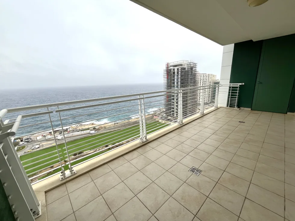 3 bed Apartment For Rent in ,  - thumb 2