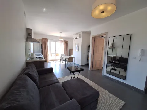 2 bed Penthouse For Rent in Sliema, Sliema - thumb 1