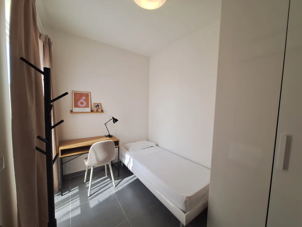 2 bed Penthouse For Rent in Sliema, Sliema - thumb 4