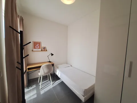 2 bed Penthouse For Rent in Sliema, Sliema - thumb 4