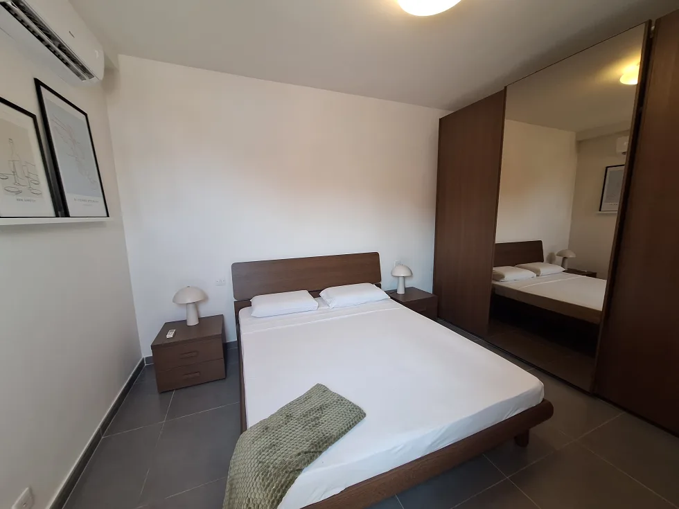 2 bed Penthouse For Rent in Sliema, Sliema - thumb 8