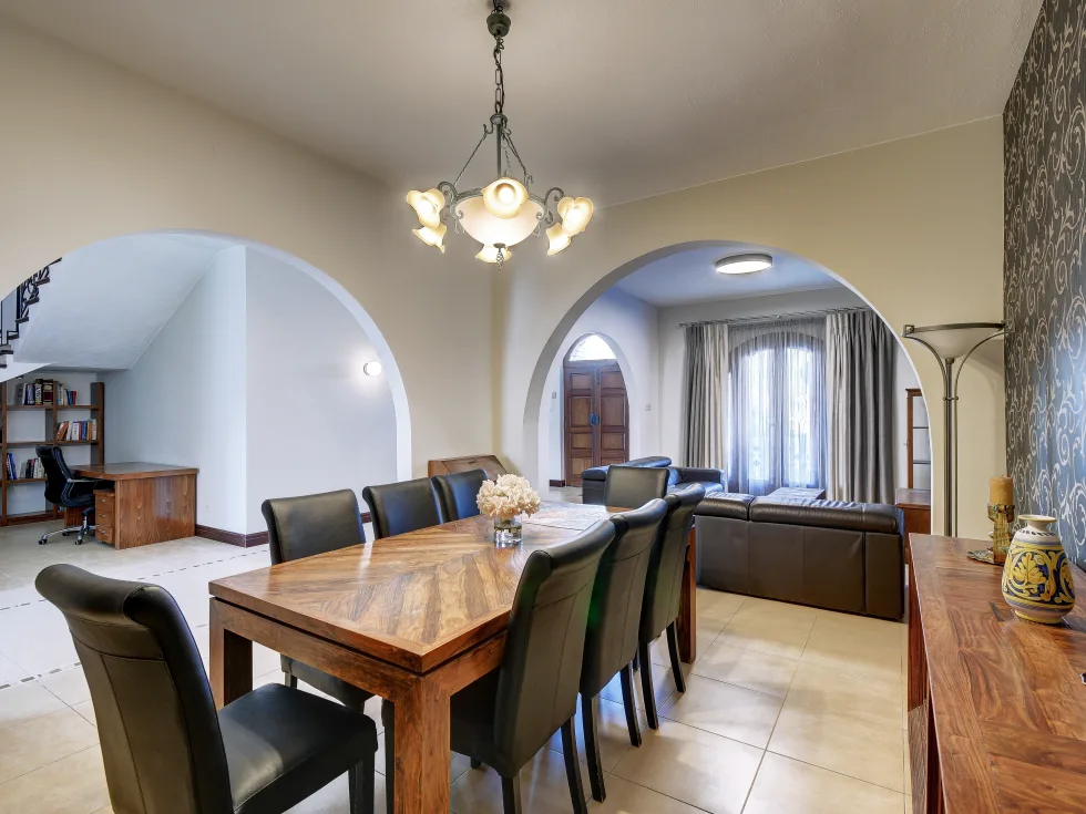 4 bed Villa For Rent in Naxxar, Naxxar - thumb 12