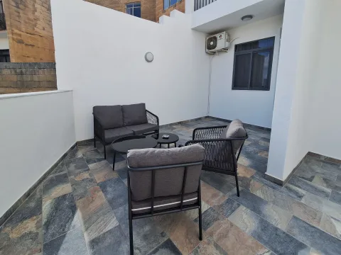 2 bed Maisonette For Rent in Gzira, Gzira - thumb 5