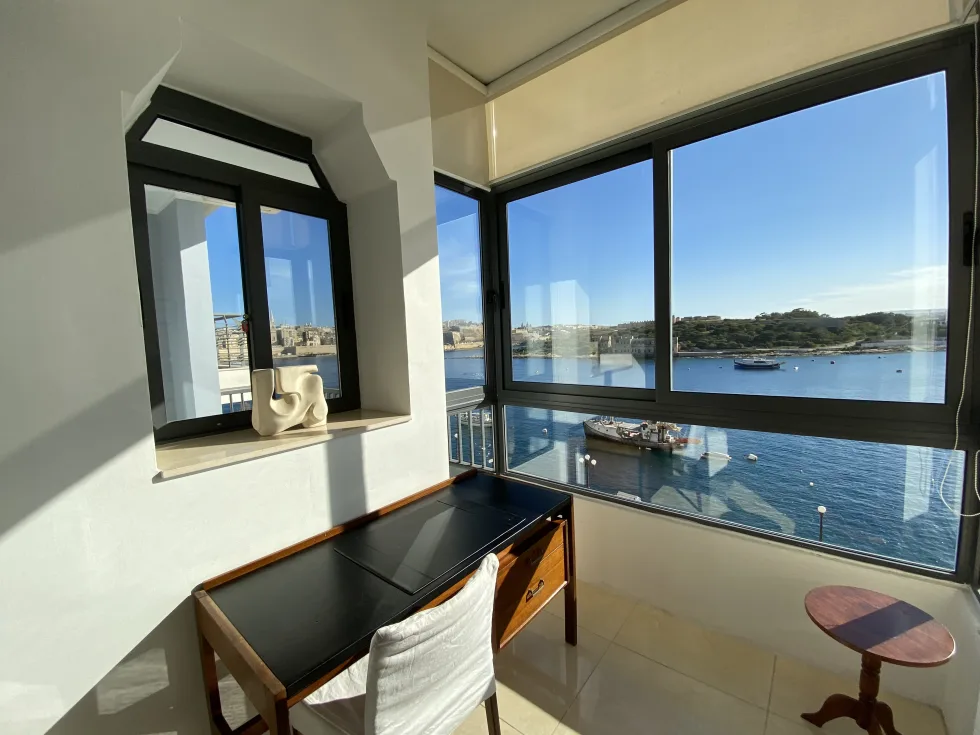 2 bed Apartment For Rent in Sliema, Sliema - thumb 1