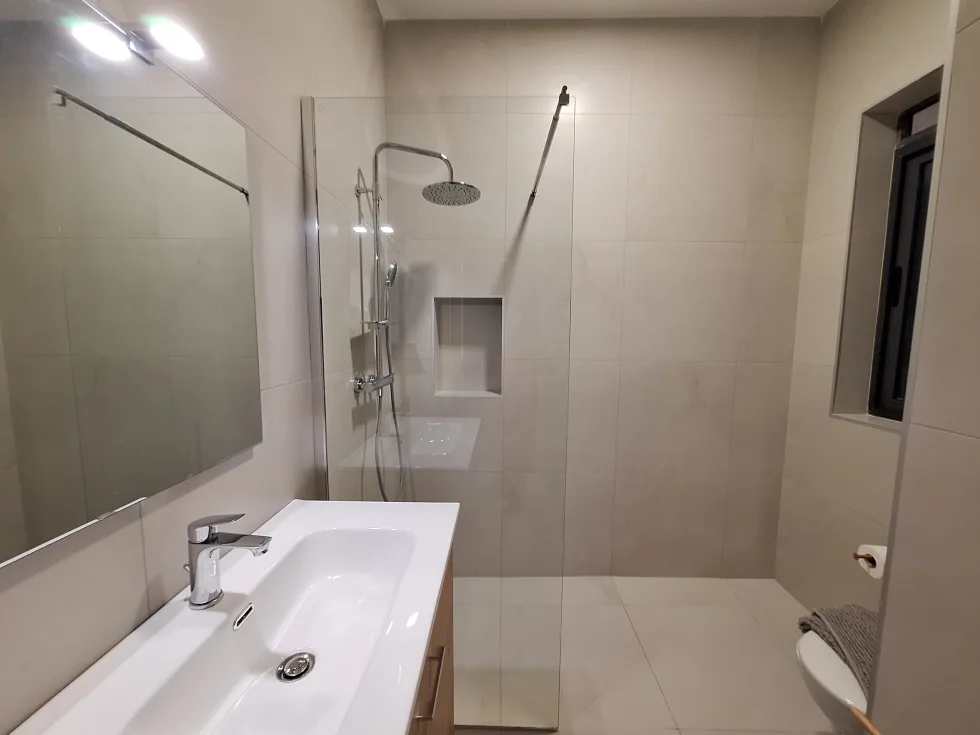 3 bed Apartment For Rent in Gzira, Gzira - thumb 9