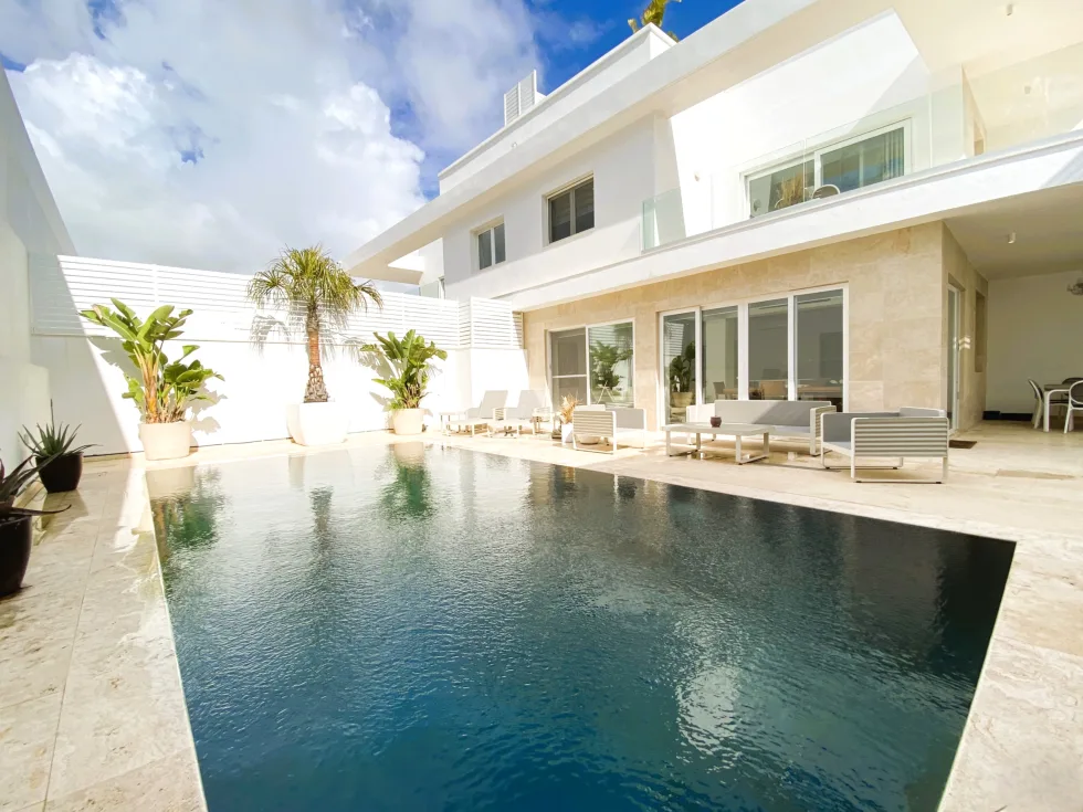 5 bed Villa For Sale in Mellieha, Mellieha - thumb 1