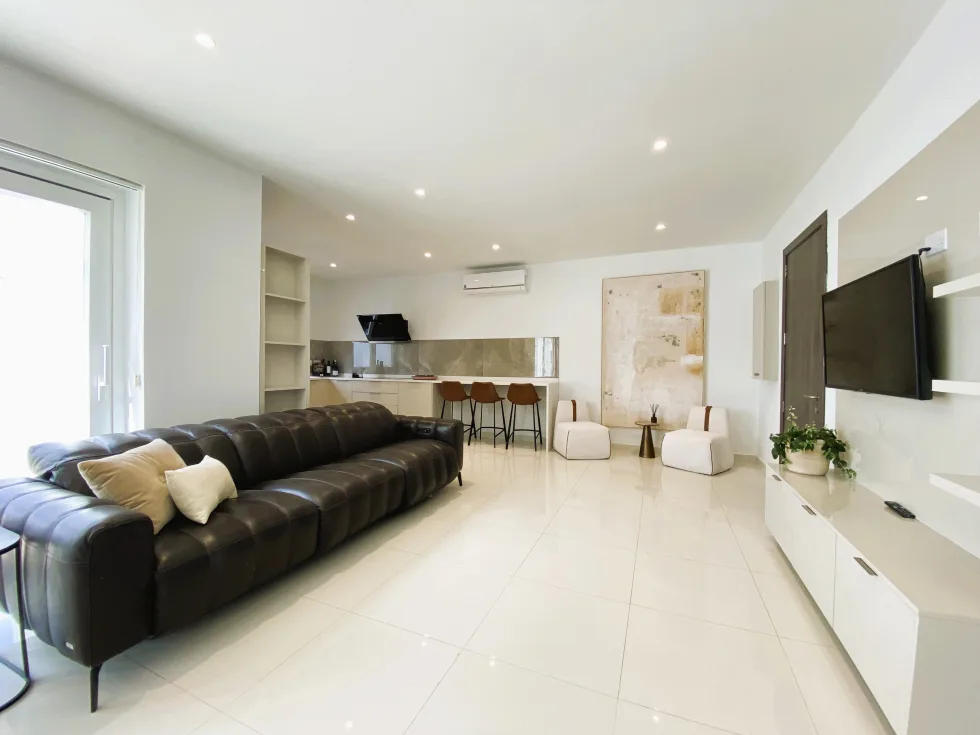 5 bed Villa For Sale in Mellieha, Mellieha - thumb 7