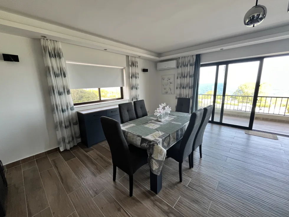 3 bed Apartment For Rent in Qawra, Qawra - thumb 1