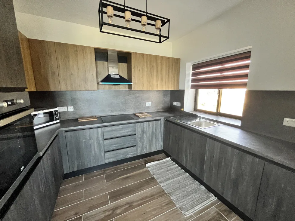 3 bed Apartment For Rent in Qawra, Qawra - thumb 4