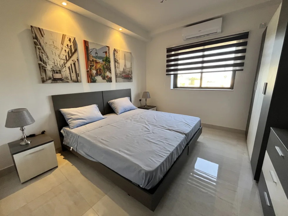 3 bed Apartment For Rent in Qawra, Qawra - thumb 8