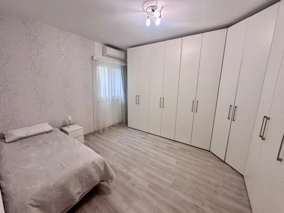 3 bed Apartment For Rent in Sliema, Sliema - thumb 6