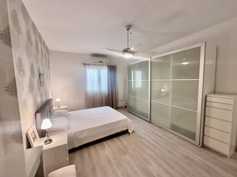 3 bed Apartment For Rent in Sliema, Sliema - thumb 8