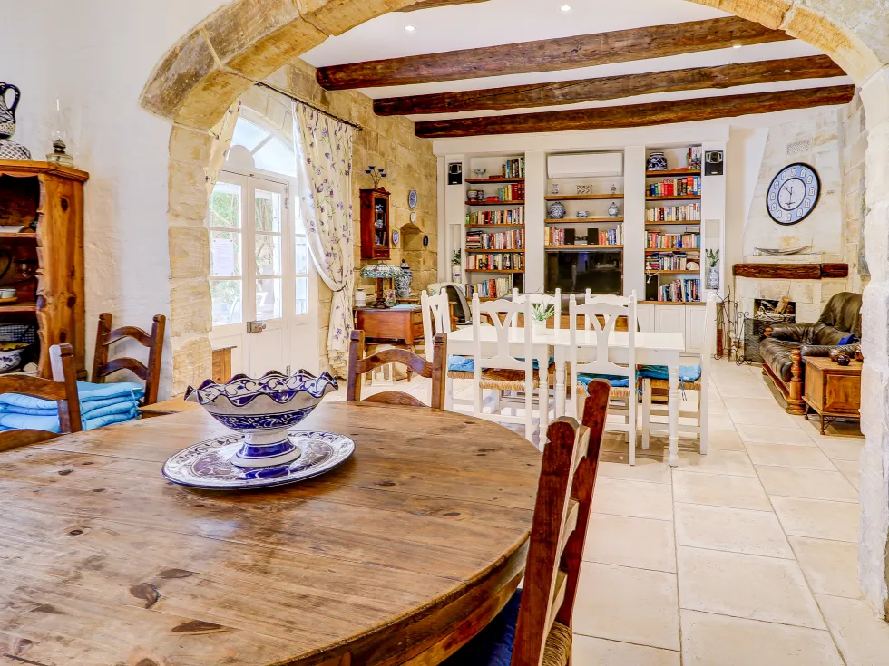 6 bed House of Character For Sale in Zebbug, Zebbug - thumb 11