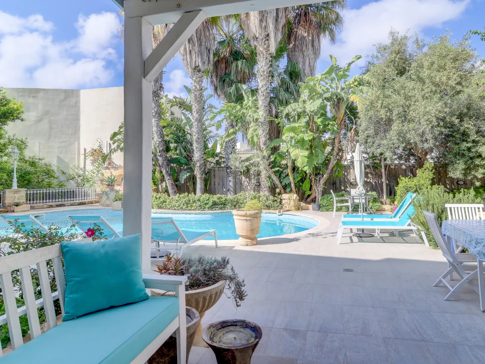 6 bed House of Character For Sale in Zebbug, Zebbug - thumb 3