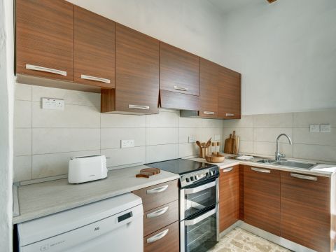 3 bed Farmhouse For Rent in San Gwann, San Gwann - thumb 10