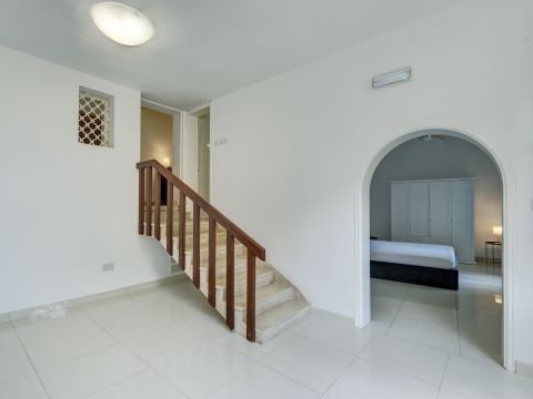 3 bed Farmhouse For Rent in San Gwann, San Gwann - thumb 14