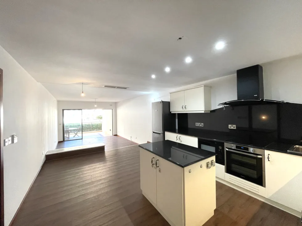 2 bed Apartment For Rent in St Julian's, St Julian's - thumb 4