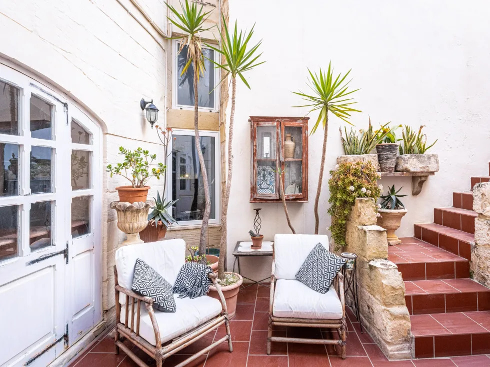 4 bed House of Character For Sale in Naxxar, Naxxar - thumb 1