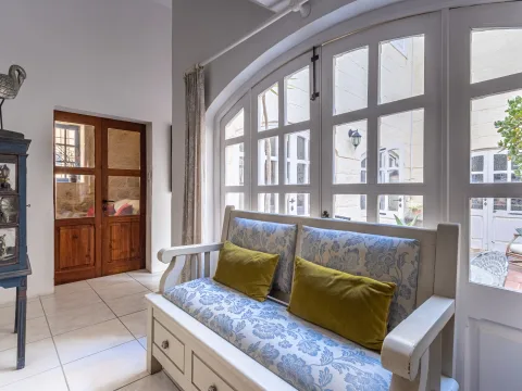 4 bed House of Character For Sale in Naxxar, Naxxar - thumb 2