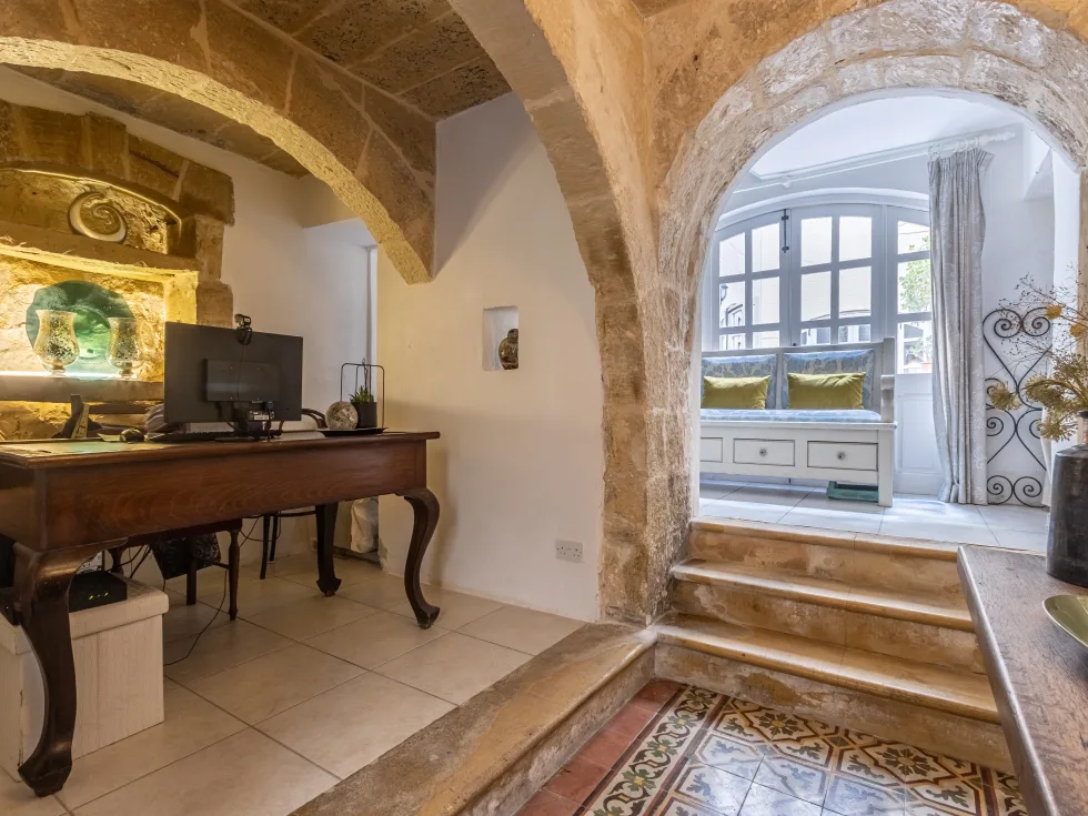 4 bed House of Character For Sale in Naxxar, Naxxar - thumb 3