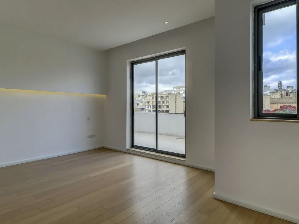 4 bed Apartment For Sale in Sliema, Sliema - thumb 7