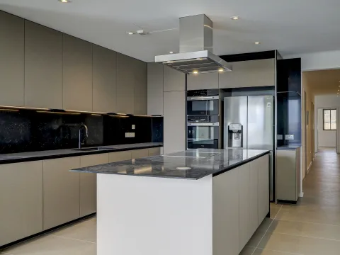 4 bed Apartment For Sale in Sliema, Sliema - thumb 9