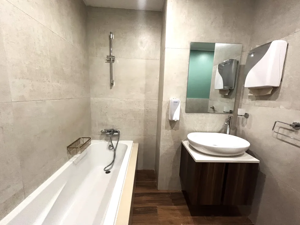 4 bed Town House For Rent in Sliema, Sliema - thumb 8