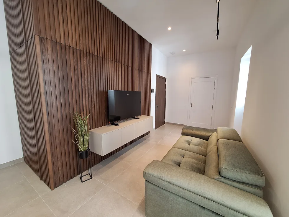 2 bed Apartment For Rent in Gzira, Gzira - thumb 2