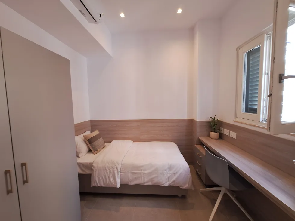 2 bed Apartment For Rent in Gzira, Gzira - thumb 9