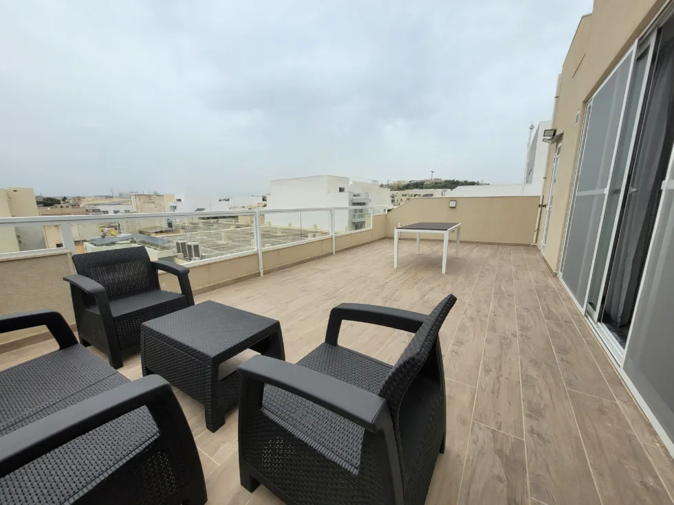 3 bed Penthouse For Rent in Iklin, Iklin - thumb 1