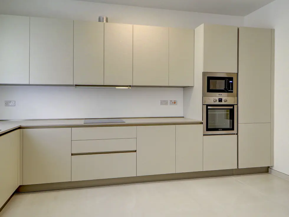 3 bed Apartment For Rent in Sliema, Sliema - thumb 11