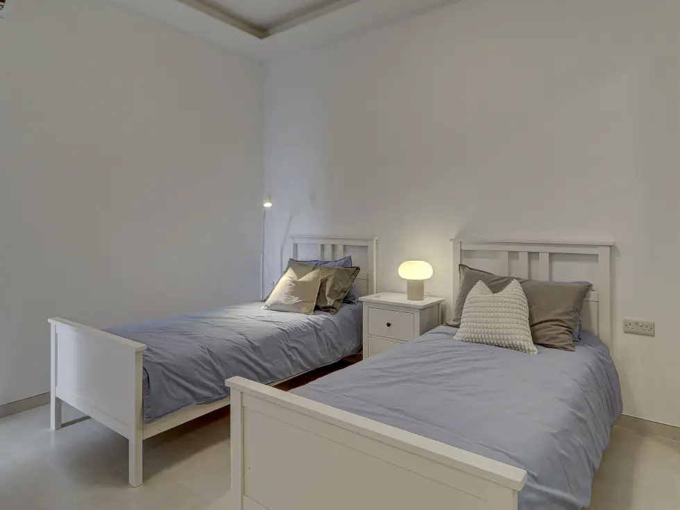 3 bed Apartment For Rent in Sliema, Sliema - thumb 14