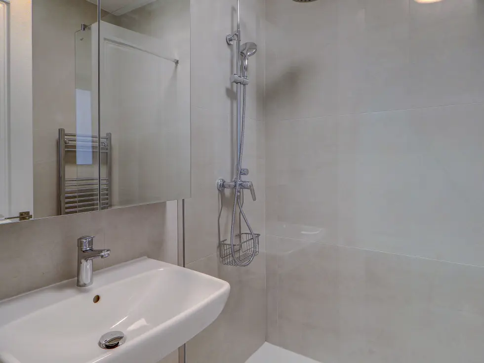 3 bed Apartment For Rent in Sliema, Sliema - thumb 17