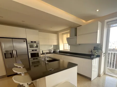 3 bed Apartment For Rent in Sliema, Sliema - thumb 11