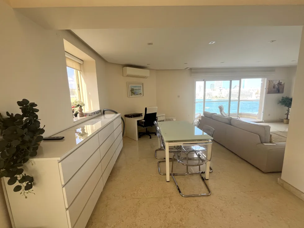 3 bed Apartment For Rent in Sliema, Sliema - thumb 8
