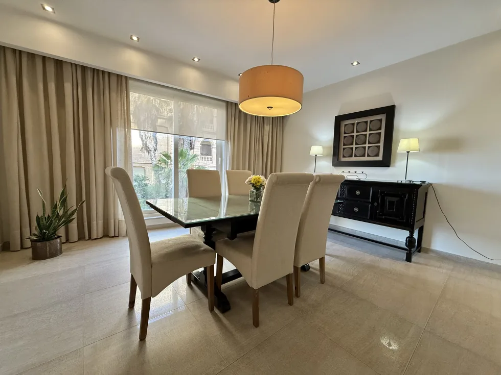 2 bed Apartment For Rent in Sliema, Sliema - thumb 4