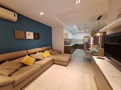 2 bed Apartment For Rent in Sliema, Sliema - thumb 2