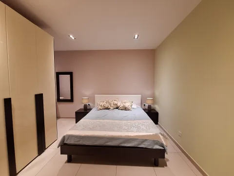 2 bed Apartment For Rent in Sliema, Sliema - thumb 5