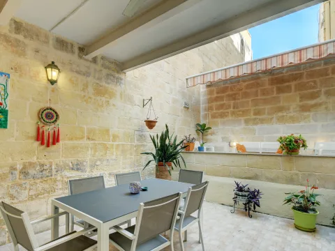 5 bed Town House For Sale in Sliema, Sliema - thumb 17