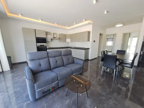 2 bed Penthouse For Rent in Rabat, Rabat - thumb 7